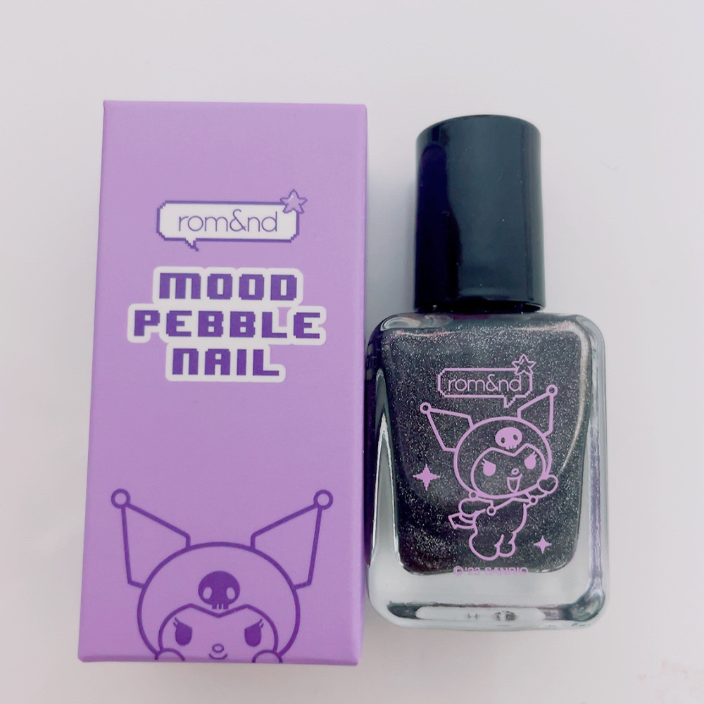 クロミムードペブルネイル 28デビルズ/rom&nd/マニキュアを使ったクチコミ（2枚目）