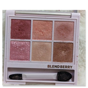 オーラクリエイション 102 ザクロ＆シュガリーピンク(限定カラー)/BLEND BERRY/アイシャドウパレットを使ったクチコミ（3枚目）