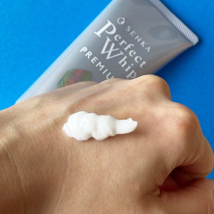 センカ プレミアムパーフェクトホイップクリア (医薬部外品)/SENKA(専科)/洗顔フォームを使ったクチコミ(2枚目)