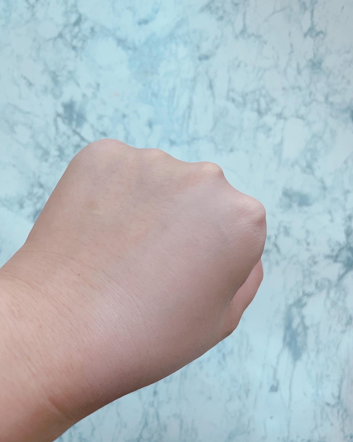 フィーファンデーションガラス/fwee/リキッドファンデーションを使ったクチコミ(3枚目)