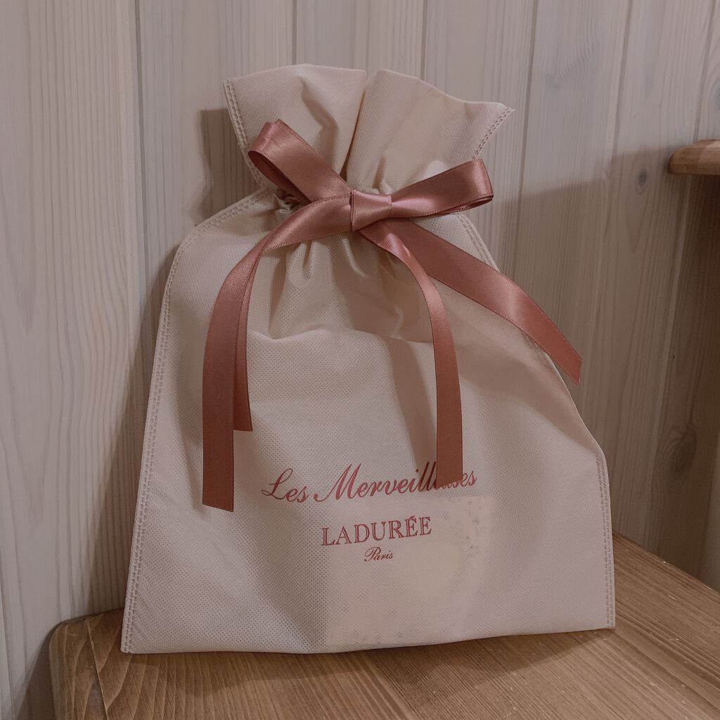 パウダーブラッシュ 06 Bourbon（ブルボン）/レ・メルヴェイユーズ ラデュレ/パウダーチークを使ったクチコミ（1枚目）