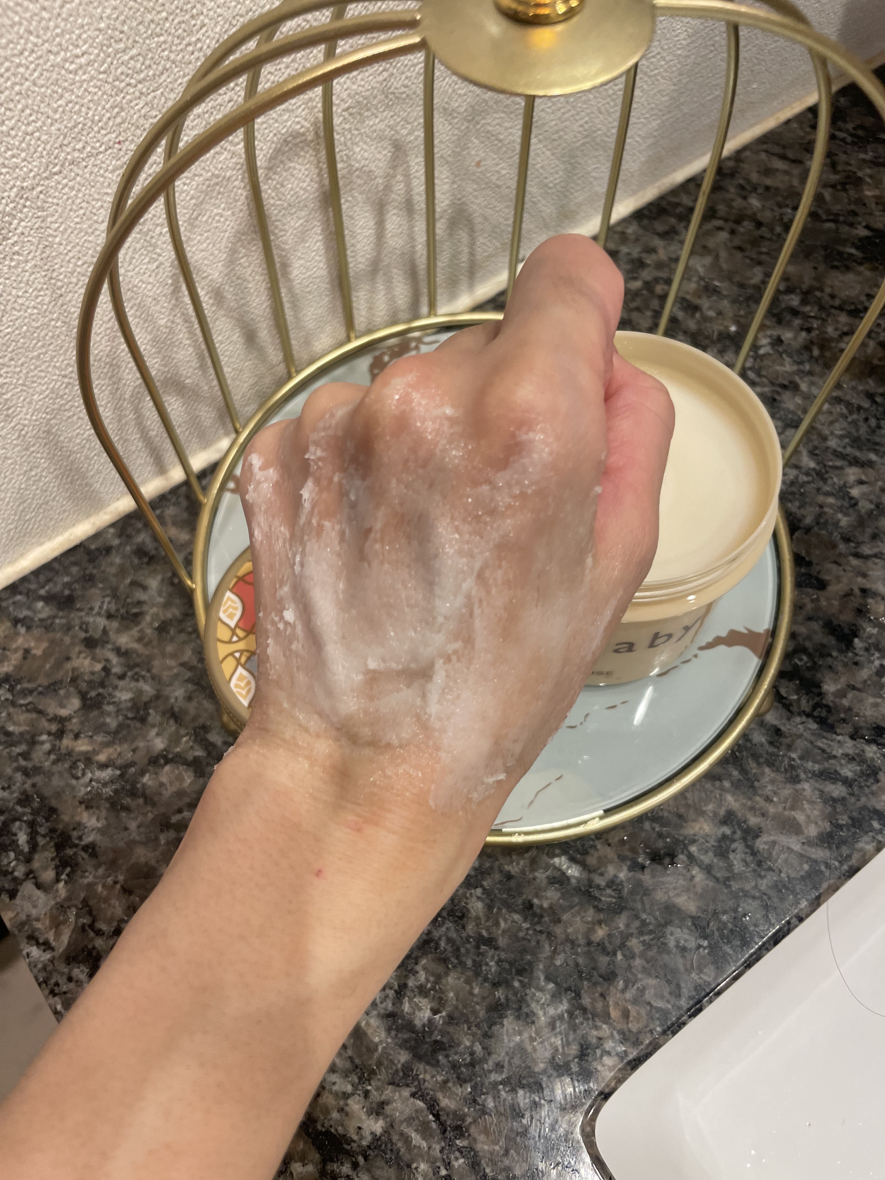 ボディ スムーザー DJ (ダージリンティーの香り)/ハウス オブ ローゼ/ボディスクラブを使ったクチコミ（2枚目）