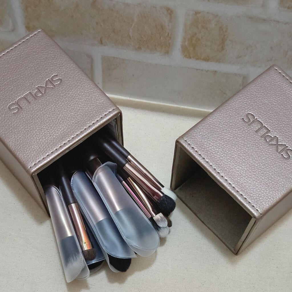 貴族のゴールド メイクブラシ11本セット 化粧ポーチ付き/SIXPLUS/メイクブラシを使ったクチコミ(2枚目)