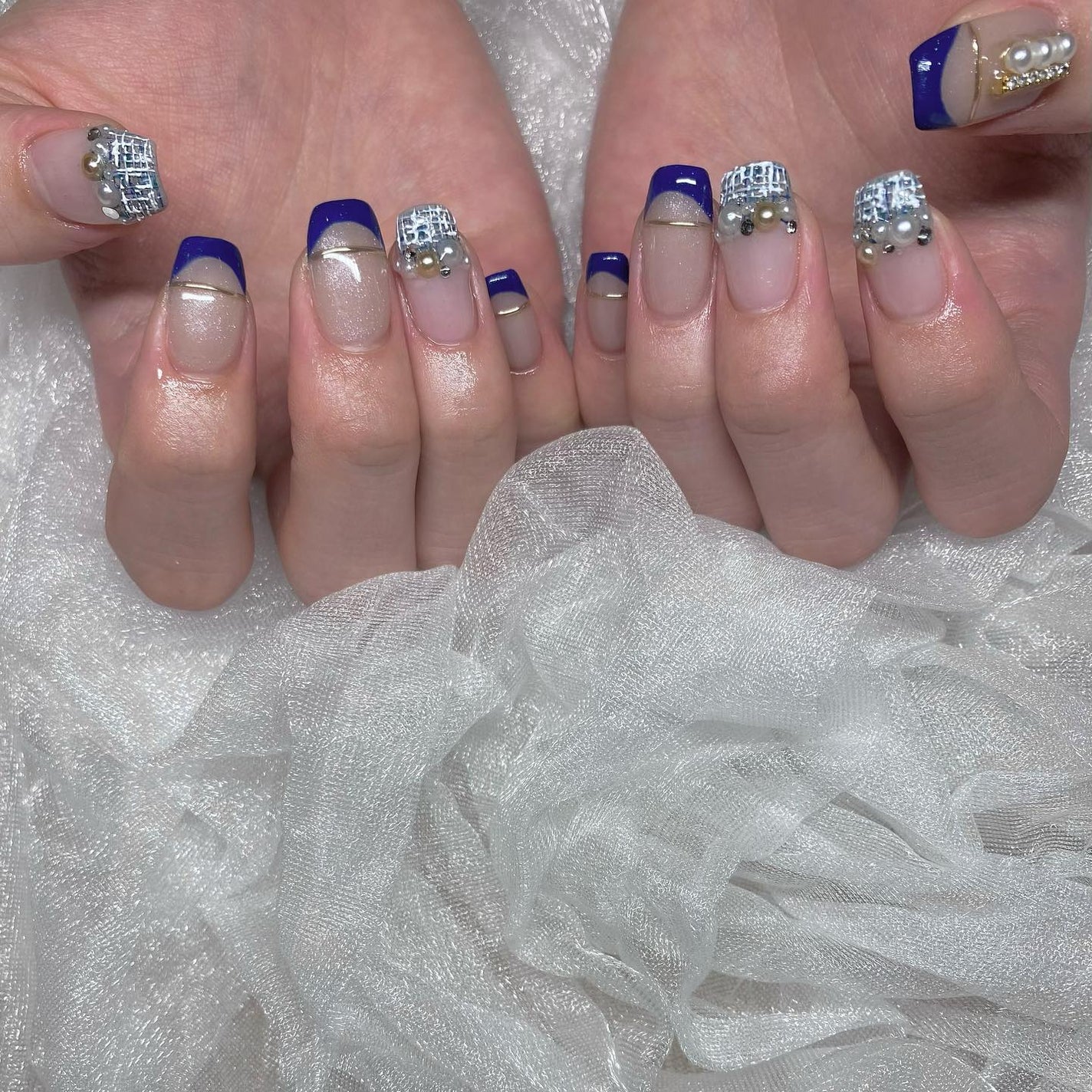 kanna on LIPS 「・・・NavyFrench×Tweed💙💍✨ゴールドミラーのラ..」(1枚目)