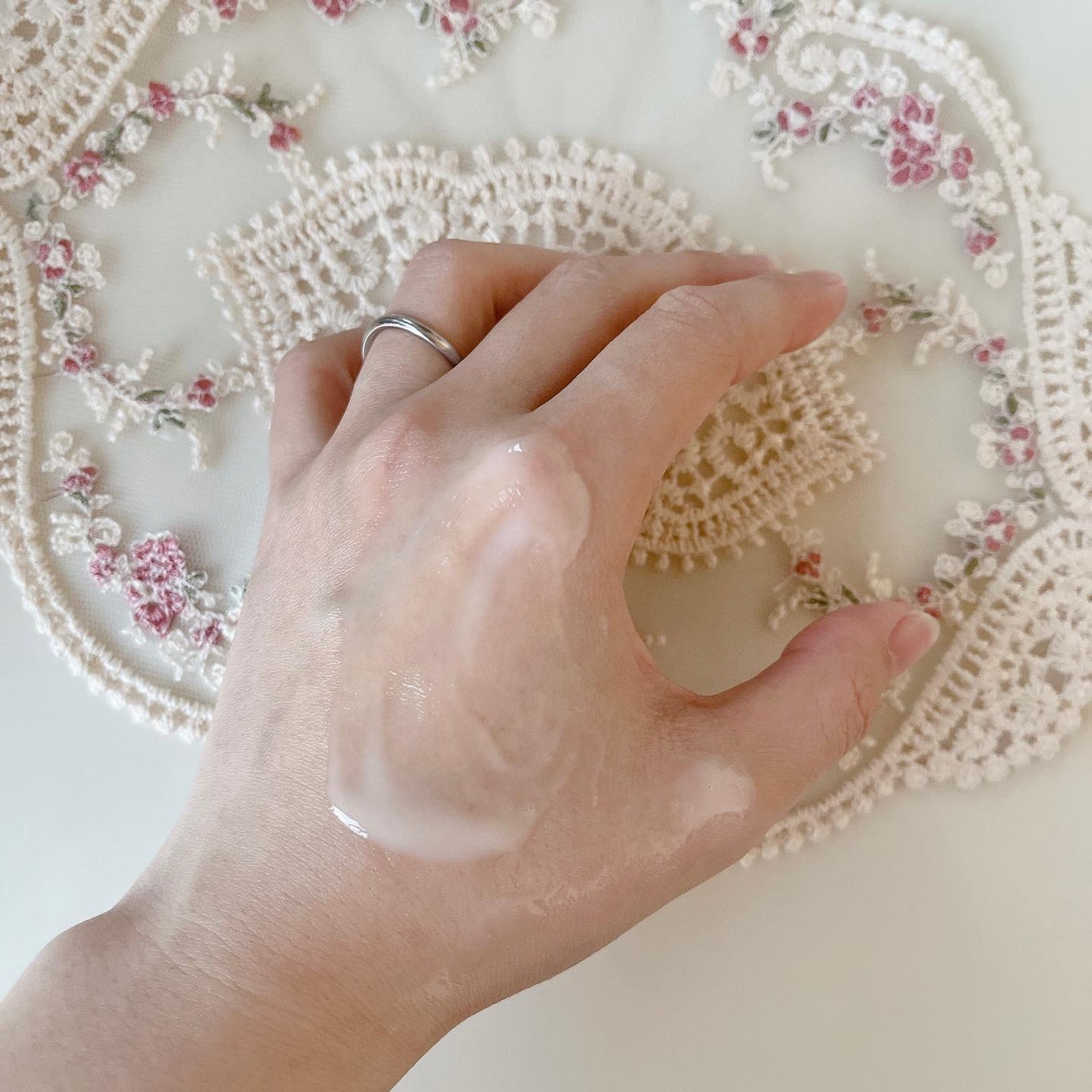 ムーンパール リカバーエッセンス/ミキモト コスメティックス/美容液を使ったクチコミ(4枚目)