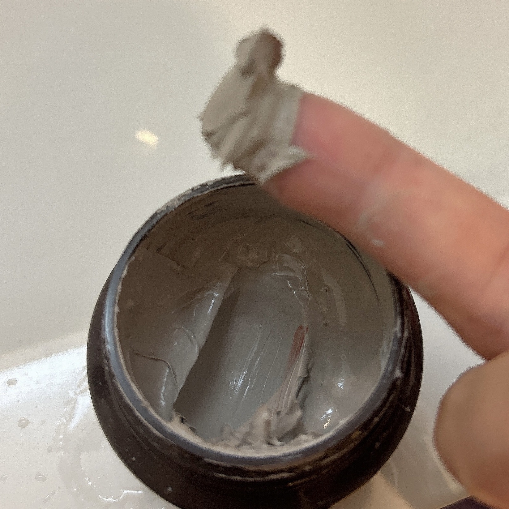 スーパーヴォルカニック　ポア　クレイマスク 100mL（旧）/innisfree/洗い流すパック・マスクを使ったクチコミ（3枚目）