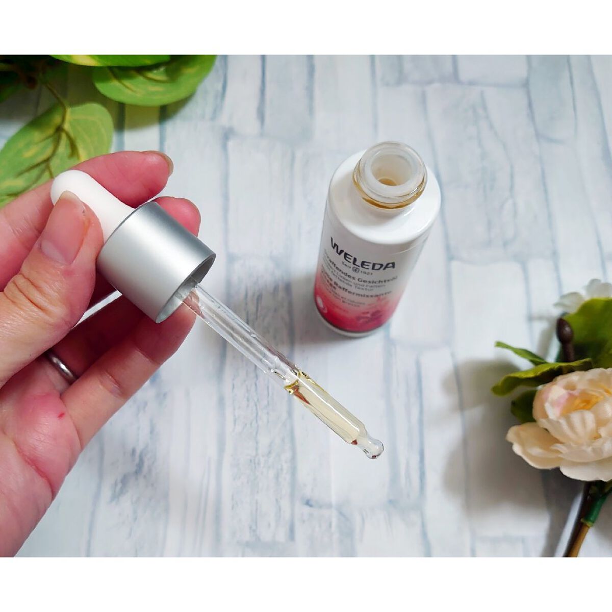 ざくろ フェイシャルオイル/WELEDA/フェイスオイルを使ったクチコミ（3枚目）