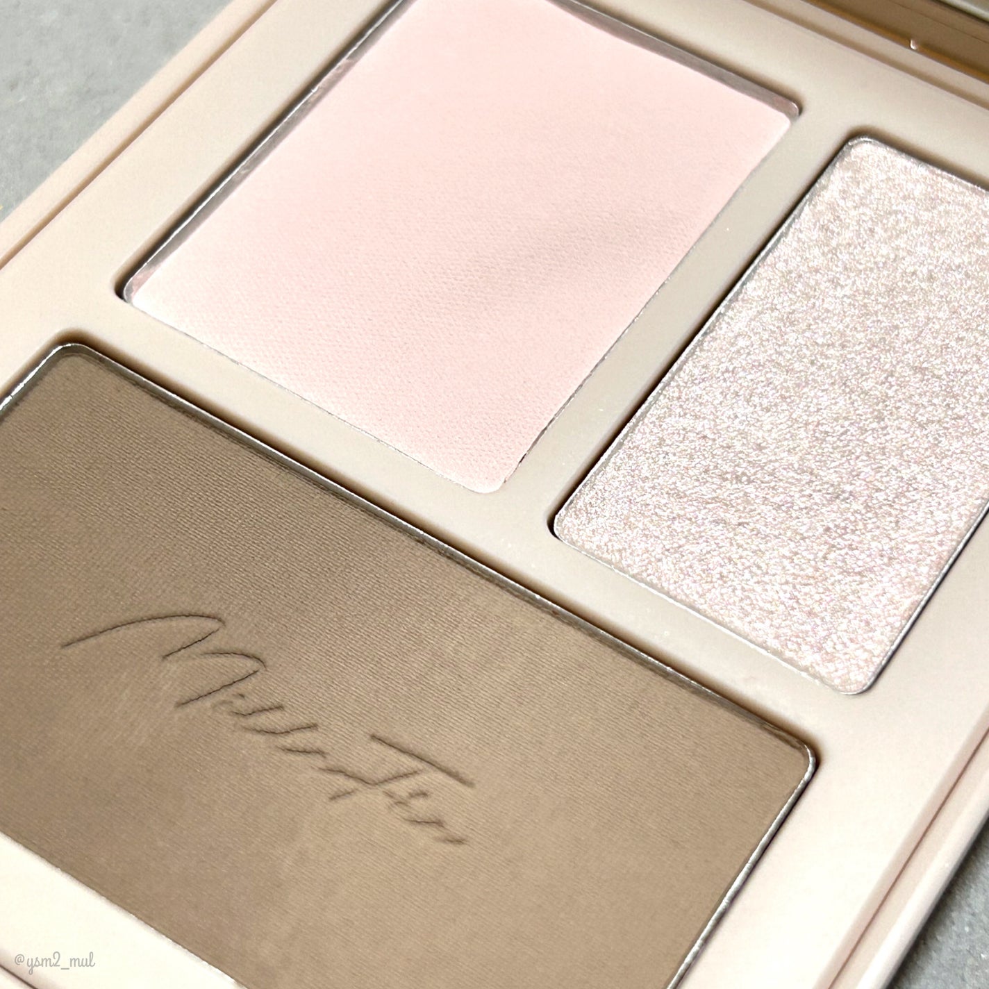 チート顔コントゥアパレット/MilleFée/パウダーハイライトを使ったクチコミ(9枚目)