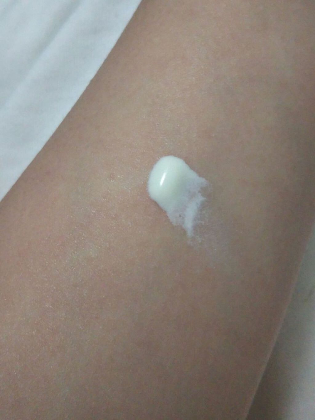 ビオレUV アクアリッチ ライトアップエッセンス/ビオレ/日焼け止めクリームを使ったクチコミ（2枚目）