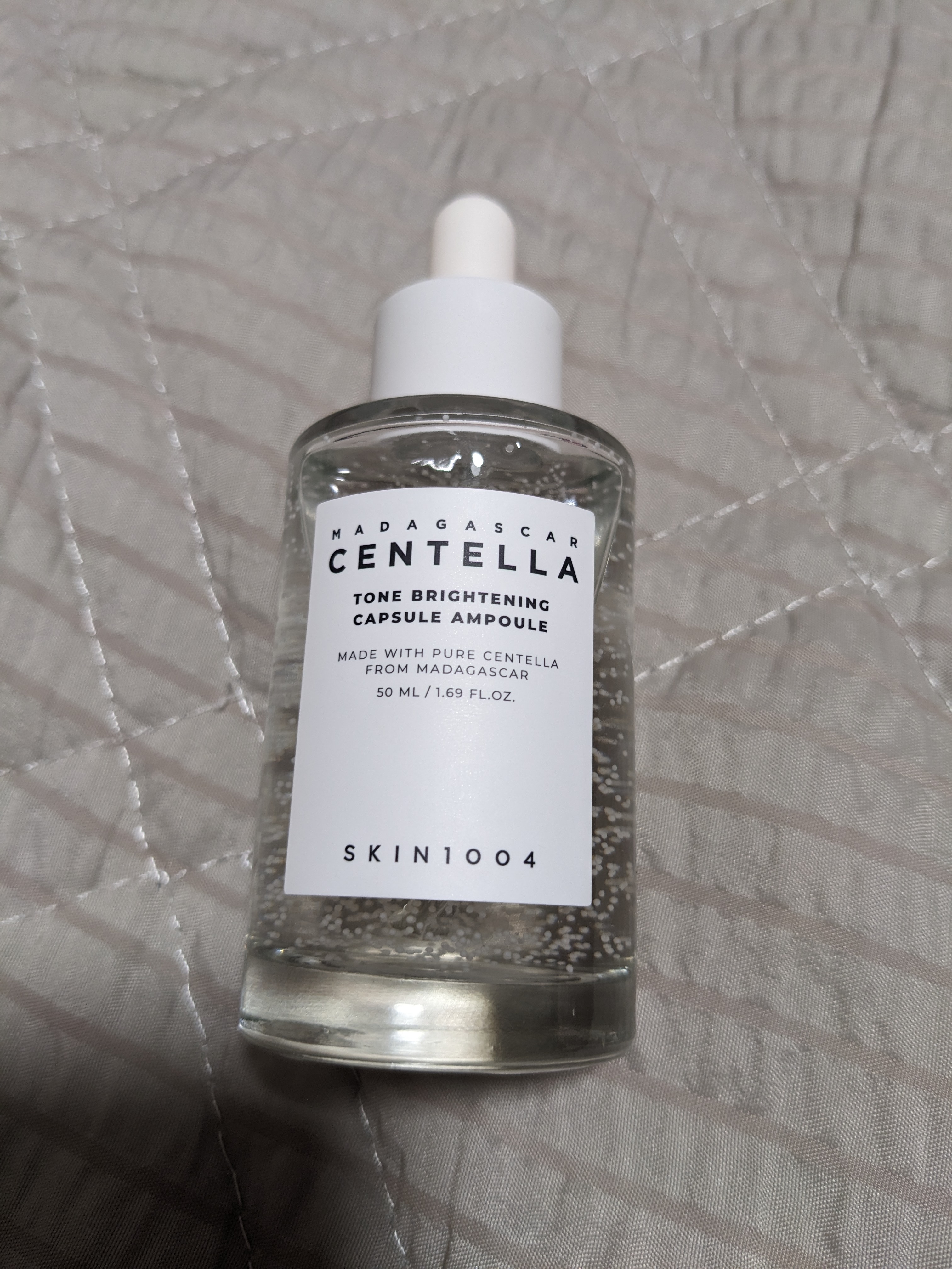 トーンブライトニング カプセルアンプル/SKIN1004/美容液を使ったクチコミ（3枚目）