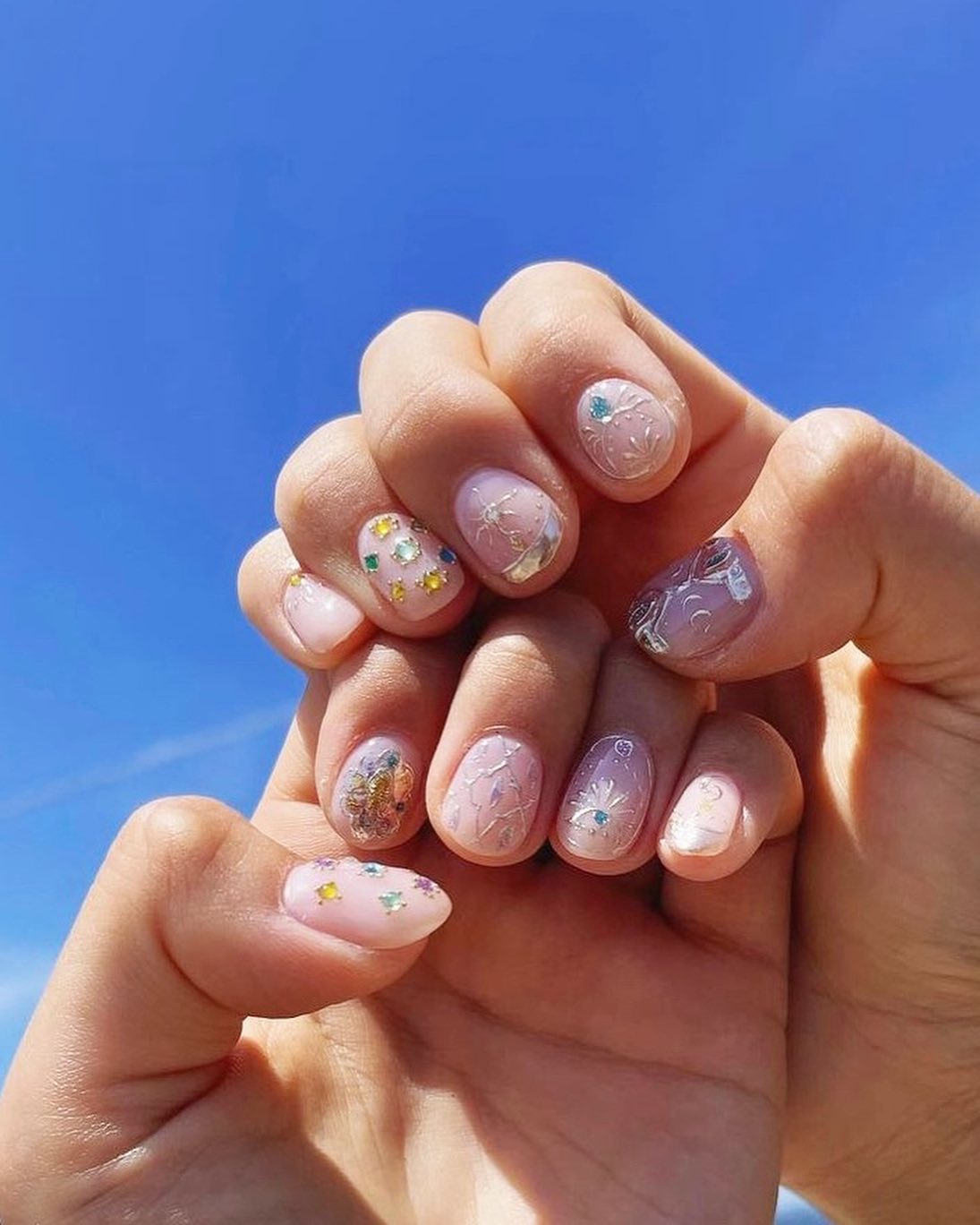 #フレンチネイルのネイルデザイン