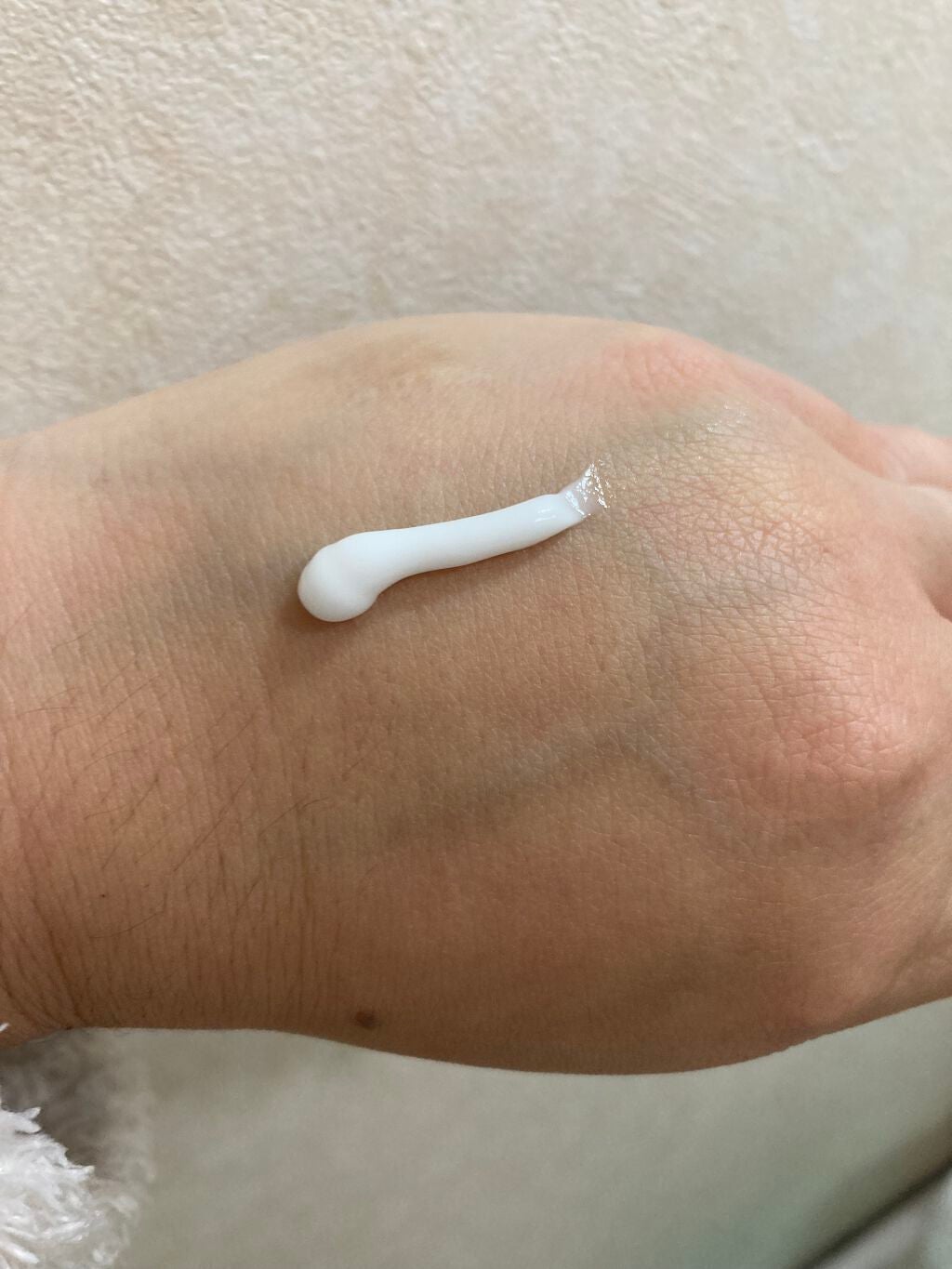 モイスチュア ハンドクリーム/カルテHD/ハンドクリームを使ったクチコミ(4枚目)