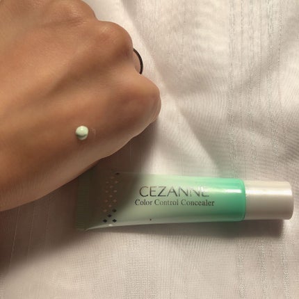 赤み補正コンシーラー/CEZANNE/クリームコンシーラーを使ったクチコミ(4枚目)