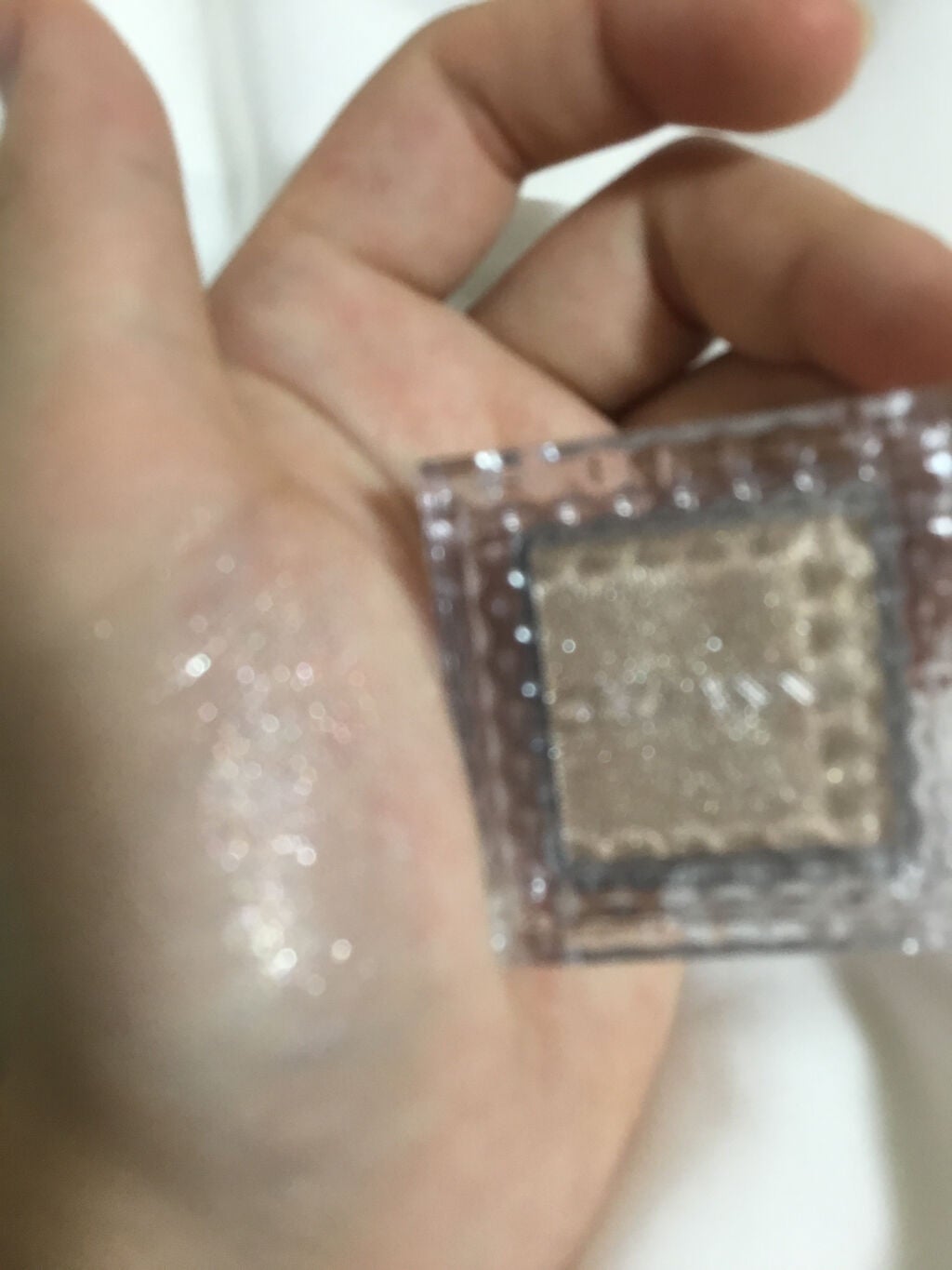 シングルカラーアイシャドウ/CEZANNE/単色アイシャドウを使ったクチコミ(2枚目)