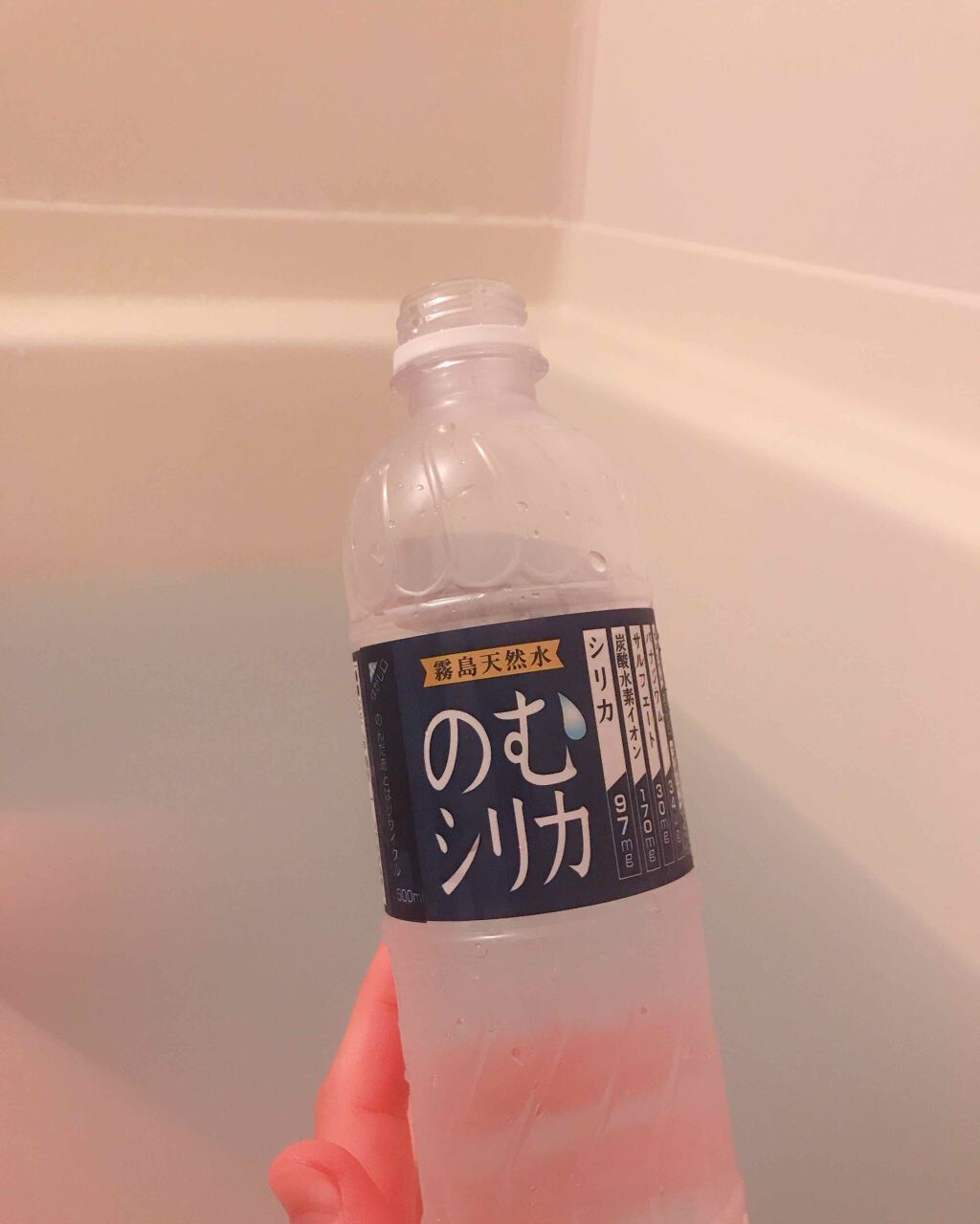 霧島天然水 のむシリカ/極選市場/ミネラルウォーターを使ったクチコミ（2枚目）