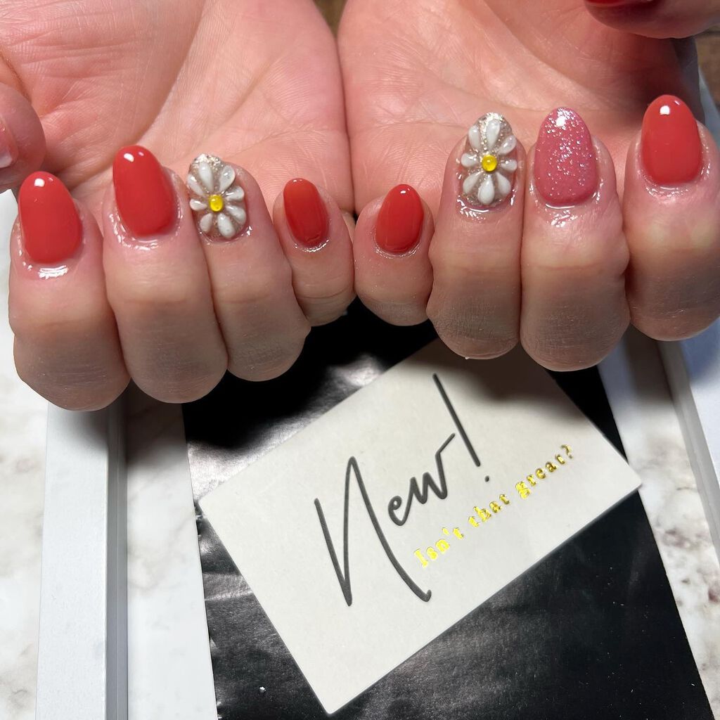 cst on LIPS 「#春ネイル#季節ネイル#花ネイル💅#ネイル好きな人と繋がりたい..」(2枚目)