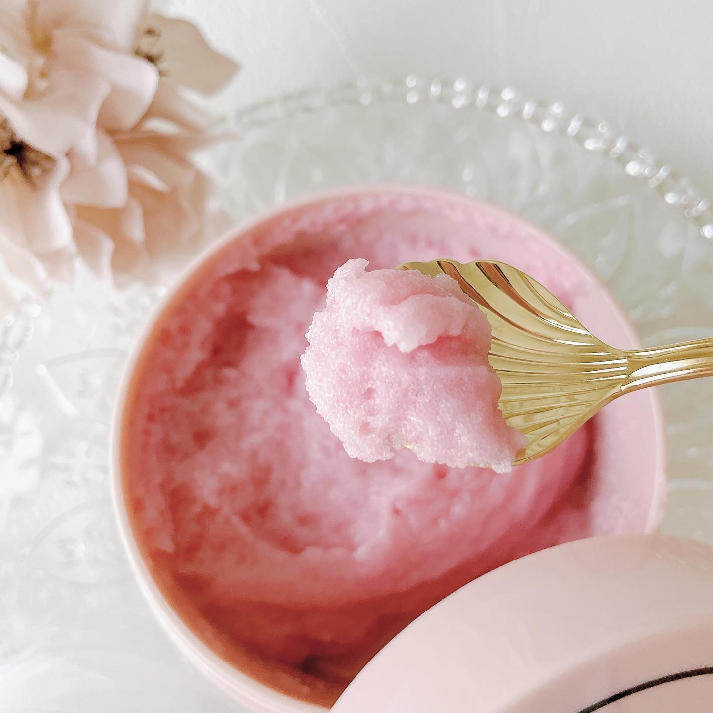 Q+Me スウィート ボム タラソ スクラブ/AGARISM/バストケア・ヒップケアを使ったクチコミ（2枚目）