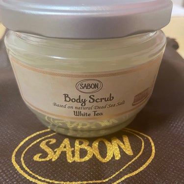 ボディスクラブ ホワイトティー 320g/SABON/ボディスクラブを使ったクチコミ（2枚目）