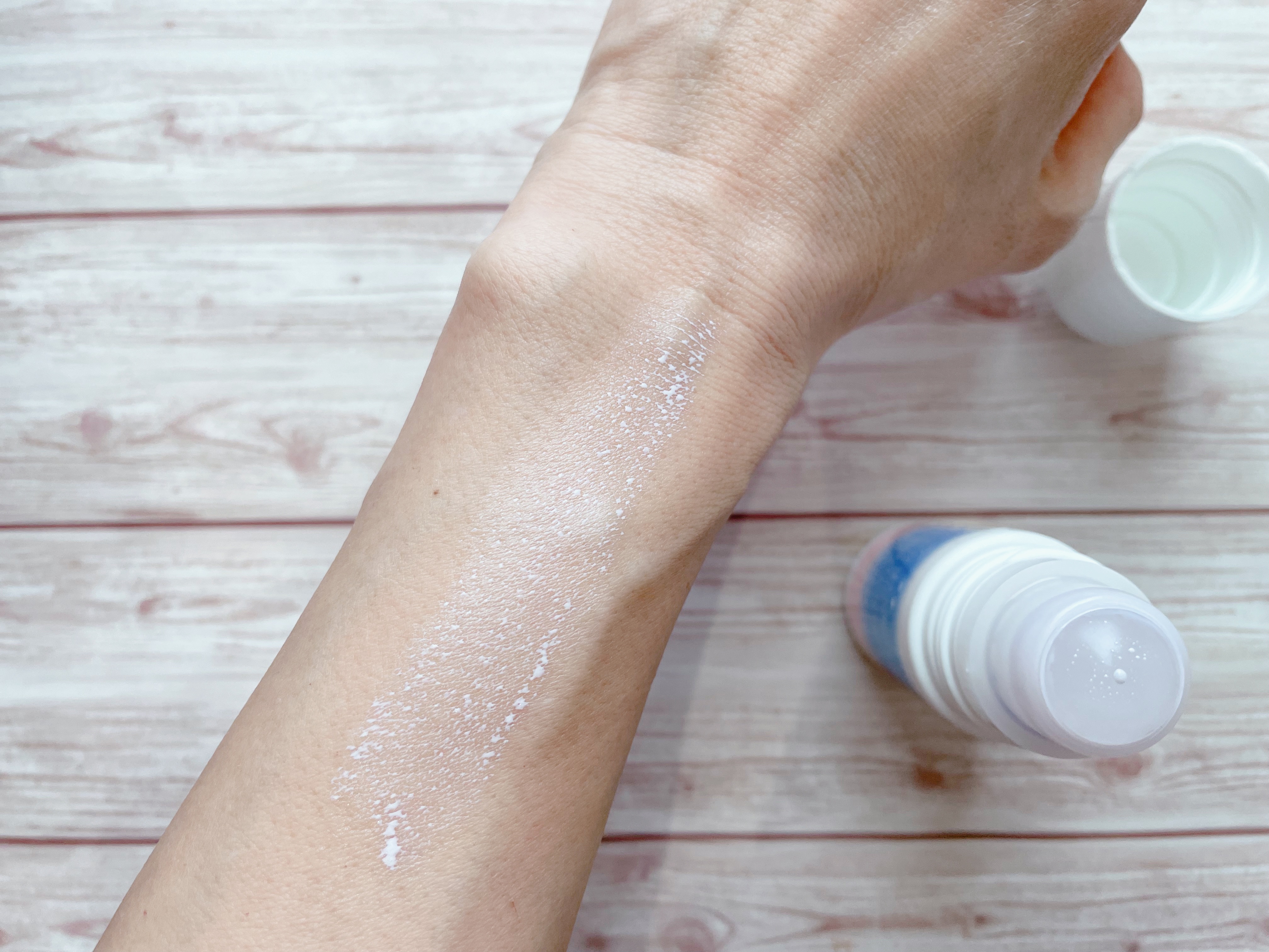 アセダレーヌ ボディUV/Coolist/日焼け止めスティックを使ったクチコミ（3枚目）