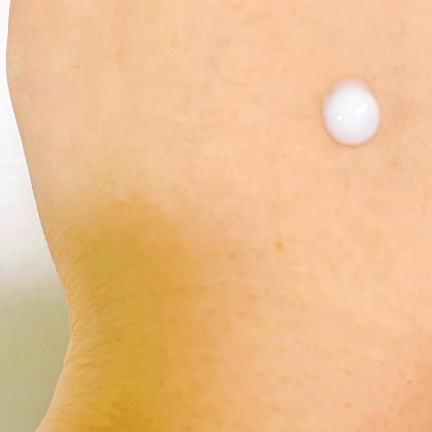 モイスタージュ　薬用エッセンスゲル（しっとり）  ［医薬部外品］/モイスタージュ/フェイスクリームを使ったクチコミ（3枚目）