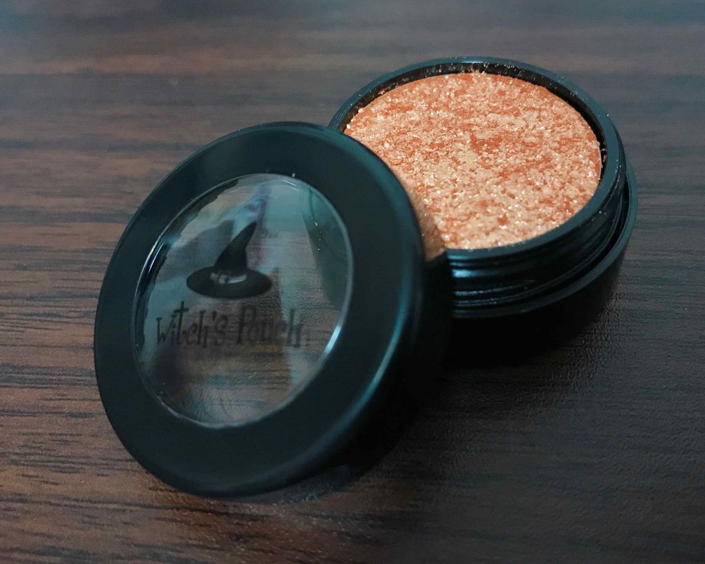 セルフィーフィックスピグメント/Witch's Pouch/単色アイシャドウを使ったクチコミ（1枚目）