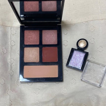エッセンシャル マルチカラー アイシャドウパレット ウォームクランベリー/BOBBI BROWN/アイシャドウパレットを使ったクチコミ(1枚目)