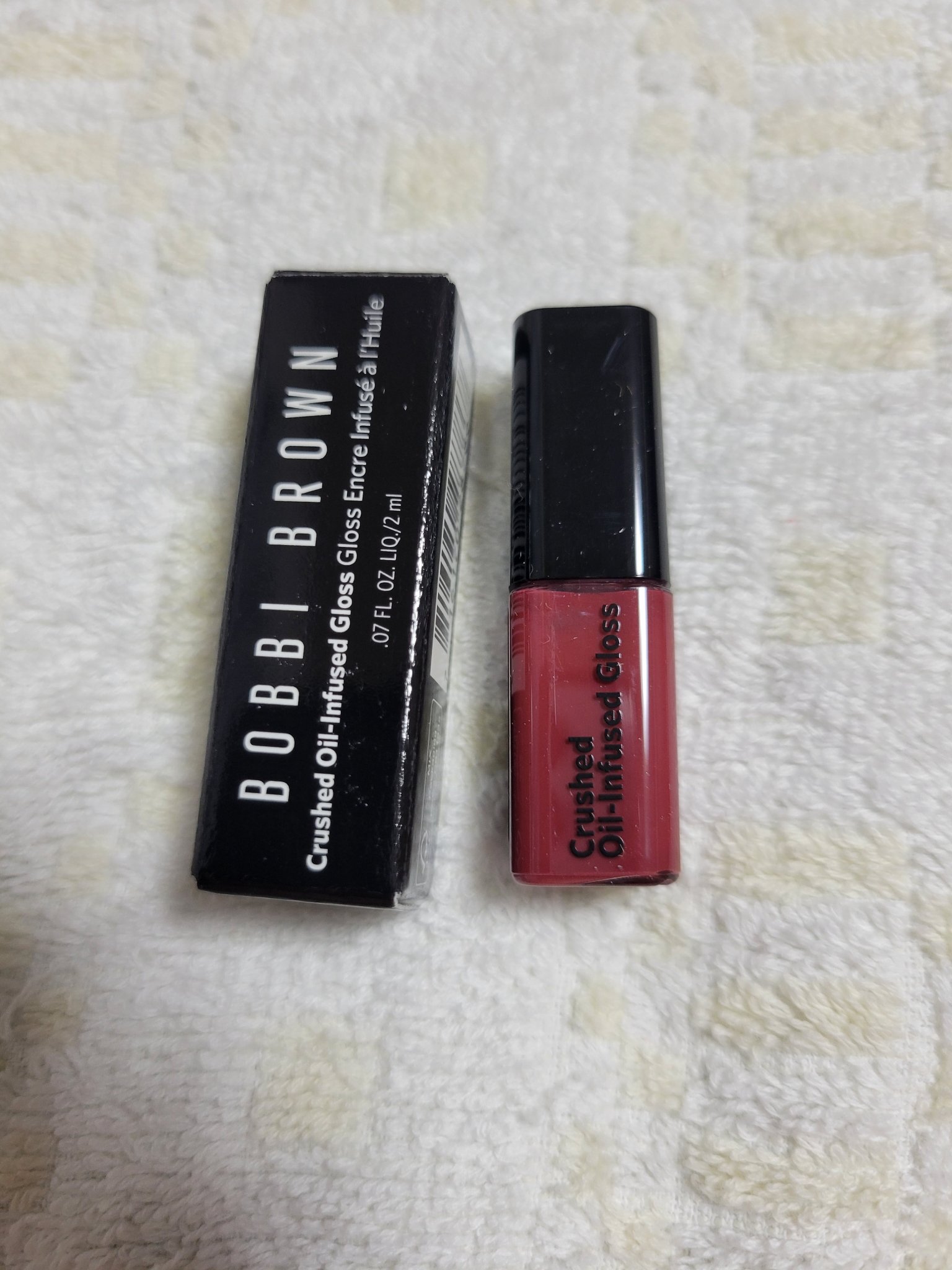 クラッシュドオイル インフューズド グロス 08 スロージャム/BOBBI BROWN/リップグロスを使ったクチコミ（1枚目）
