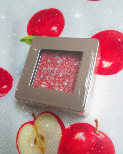 グリッタープリズム シャドウ/MISSHA/グリッターを使ったクチコミ(1枚目)