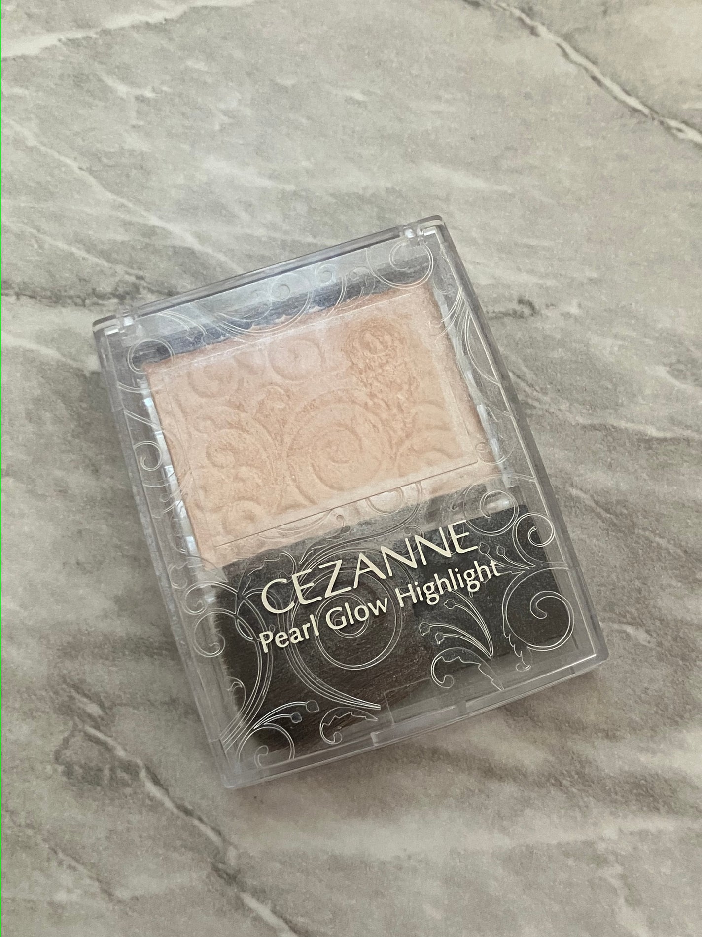 パールグロウハイライト/CEZANNE/パウダーハイライトを使ったクチコミ(2枚目)