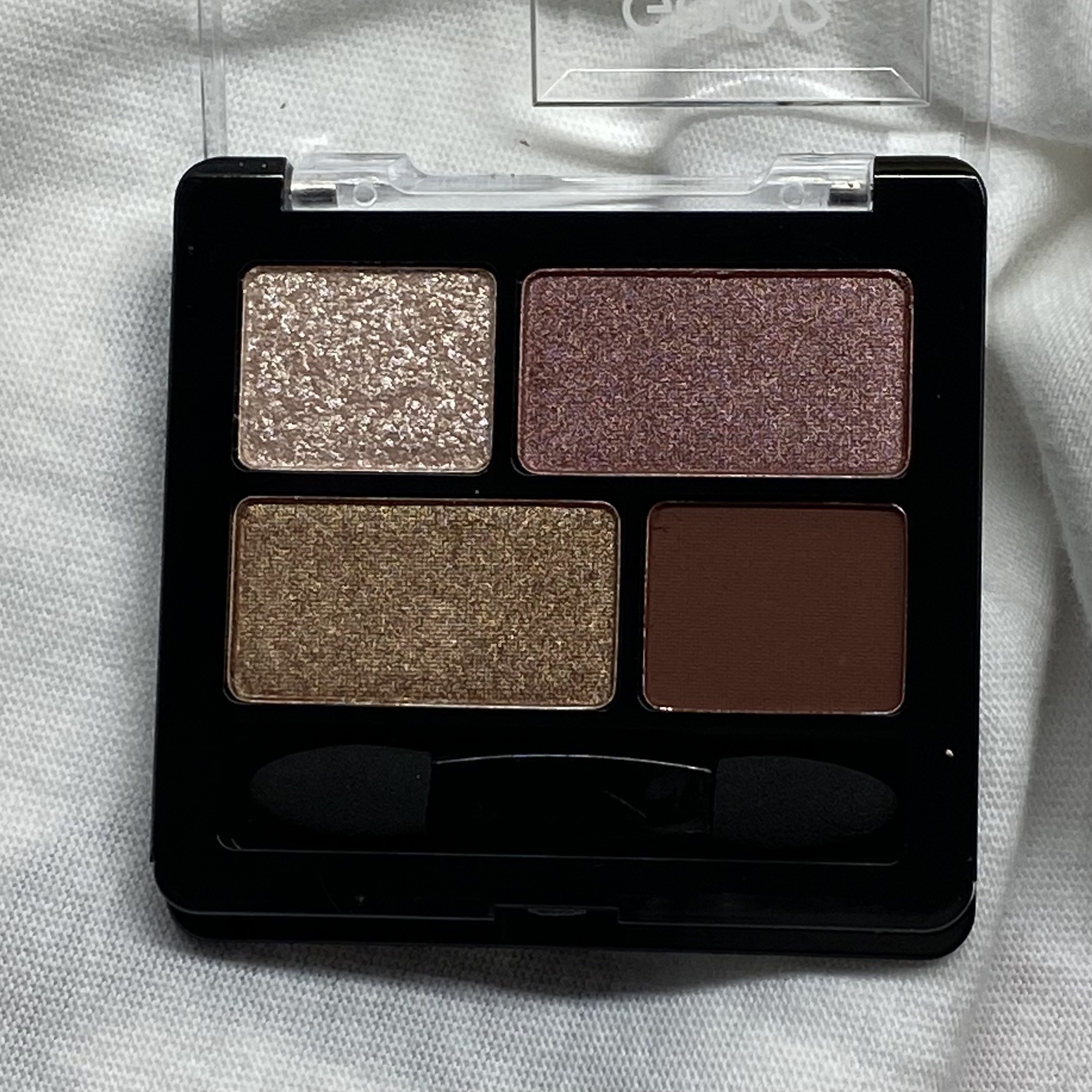 リラクシーアイシャドウ 03/GENE TOKYO/アイシャドウパレットを使ったクチコミ（2枚目）