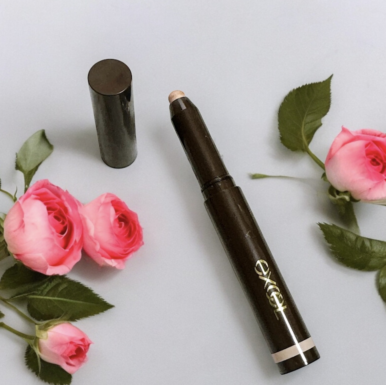 グリームオンフィットシャドウ/excel/スティックアイシャドウを使ったクチコミ（2枚目）