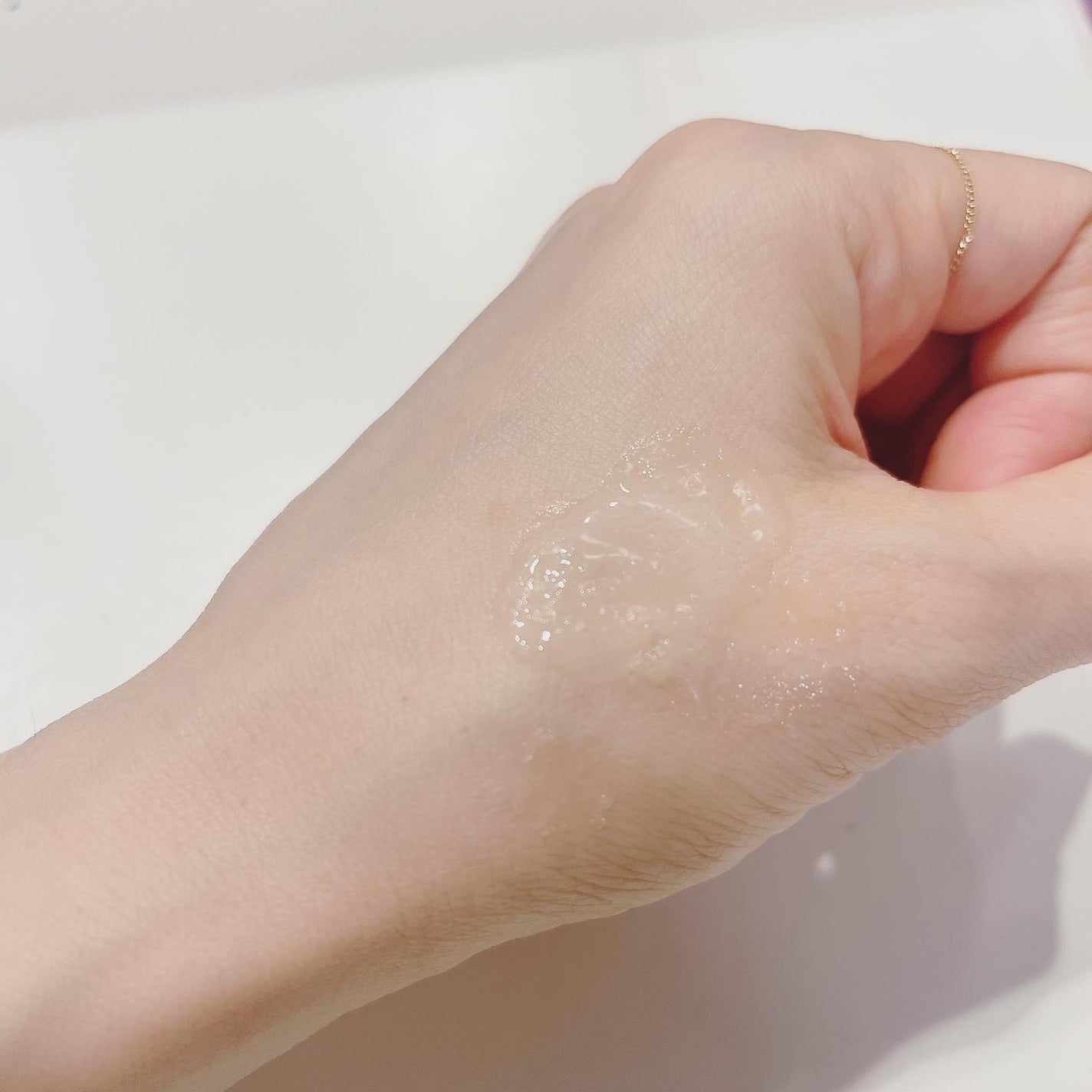 毛穴ケアゆずCサンセラム/VELY VELY/日焼け止めローションを使ったクチコミ(2枚目)