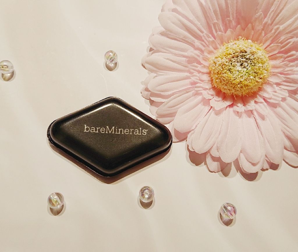 デュアルサイド シリコン ブレンダー/bareMinerals/パフ・スポンジを使ったクチコミ(2枚目)