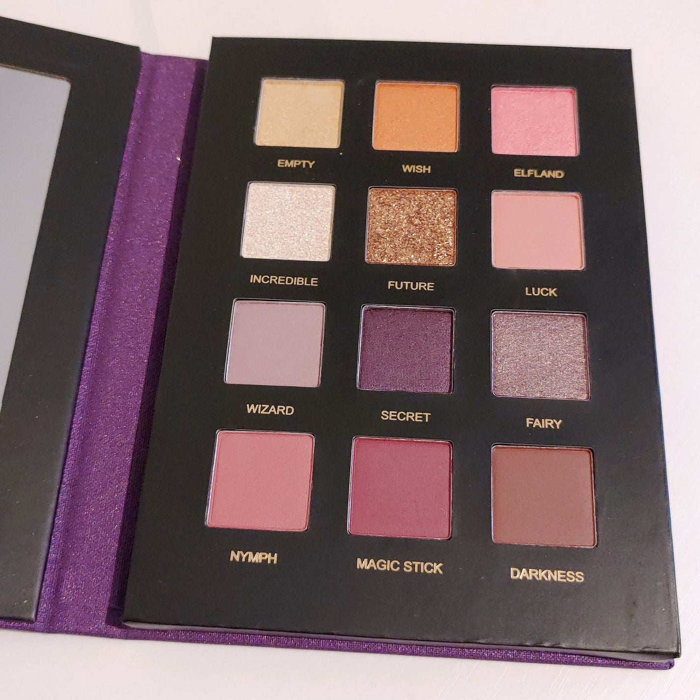 星空12色アイシャドウパレット/VCND/アイシャドウパレットを使ったクチコミ(4枚目)