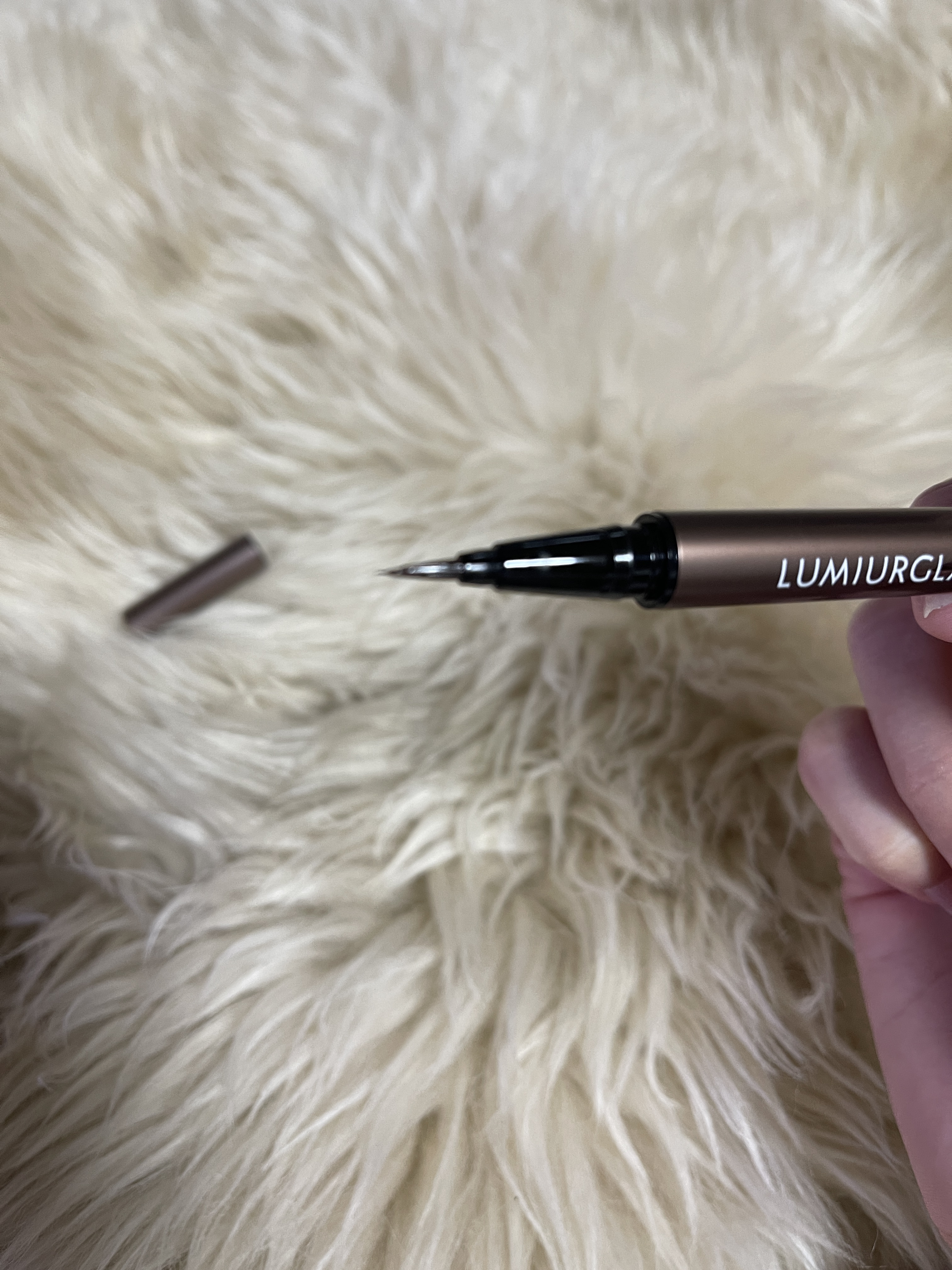スキルレスライナー/LUMIURGLAS/リキッドアイライナーを使ったクチコミ（2枚目）