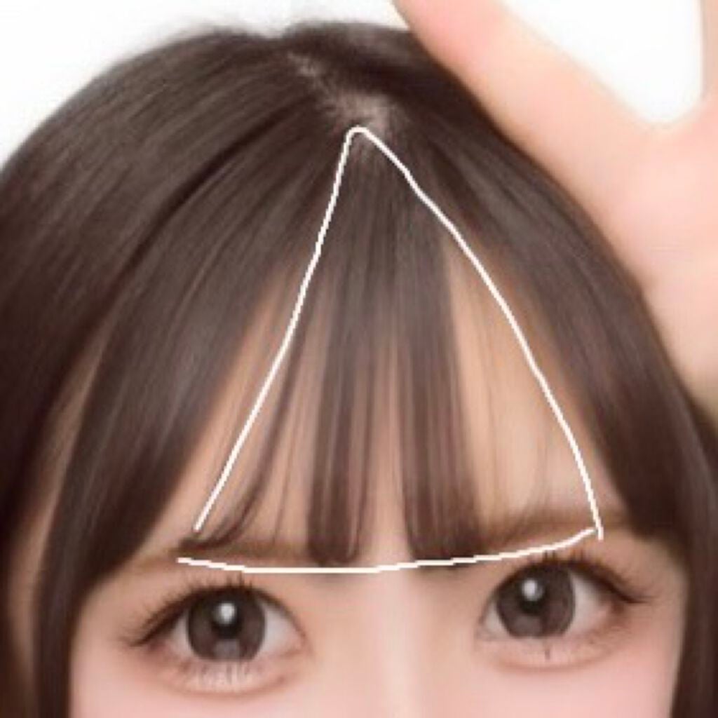 み on LIPS 「✂️私流パッツンシースルー前髪の切り方✂️〜用意する物〜・はさ..」(4枚目)