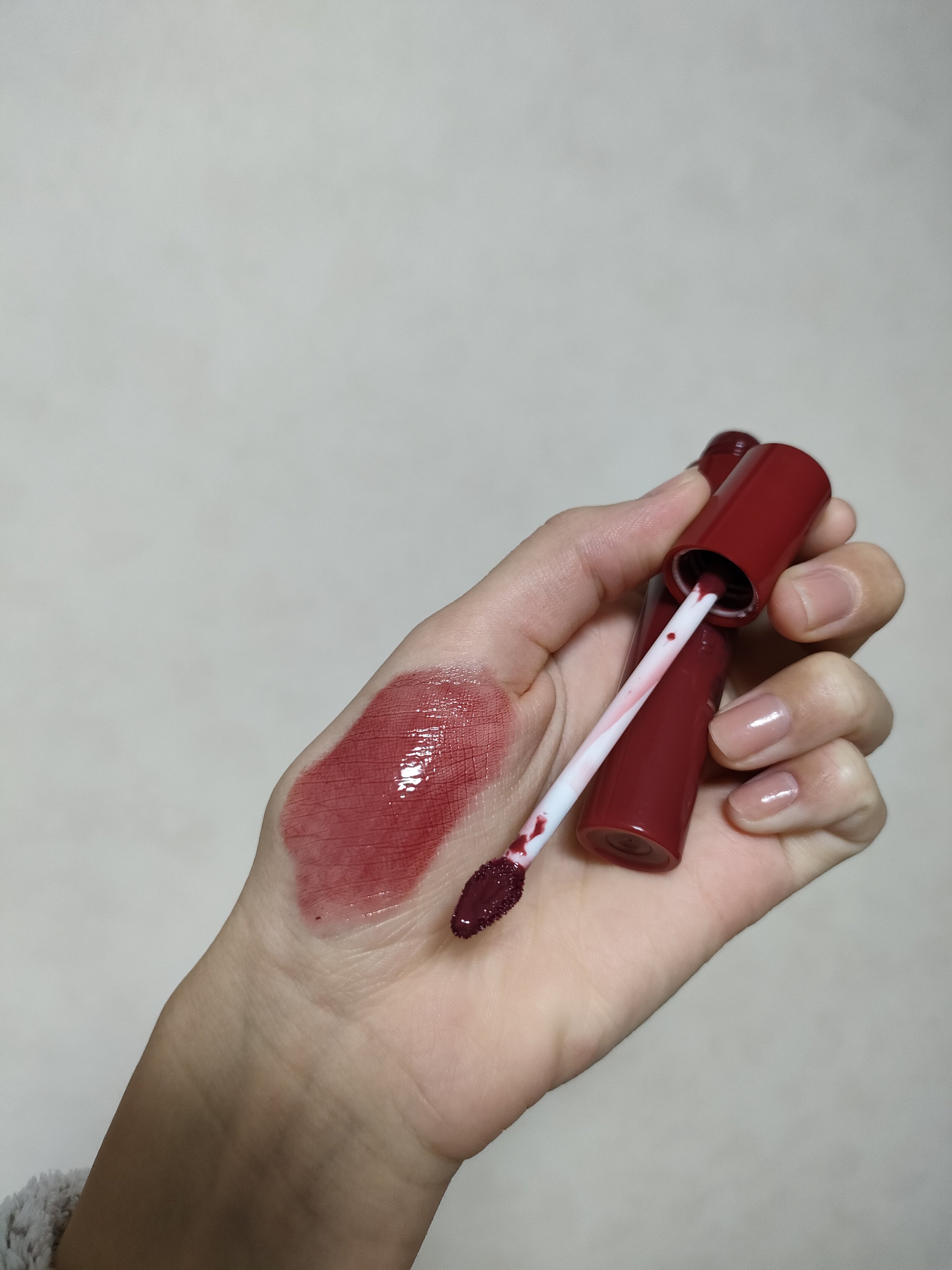 ジェリー ティント リップカラー/REVLON/リップティントを使ったクチコミ（3枚目）