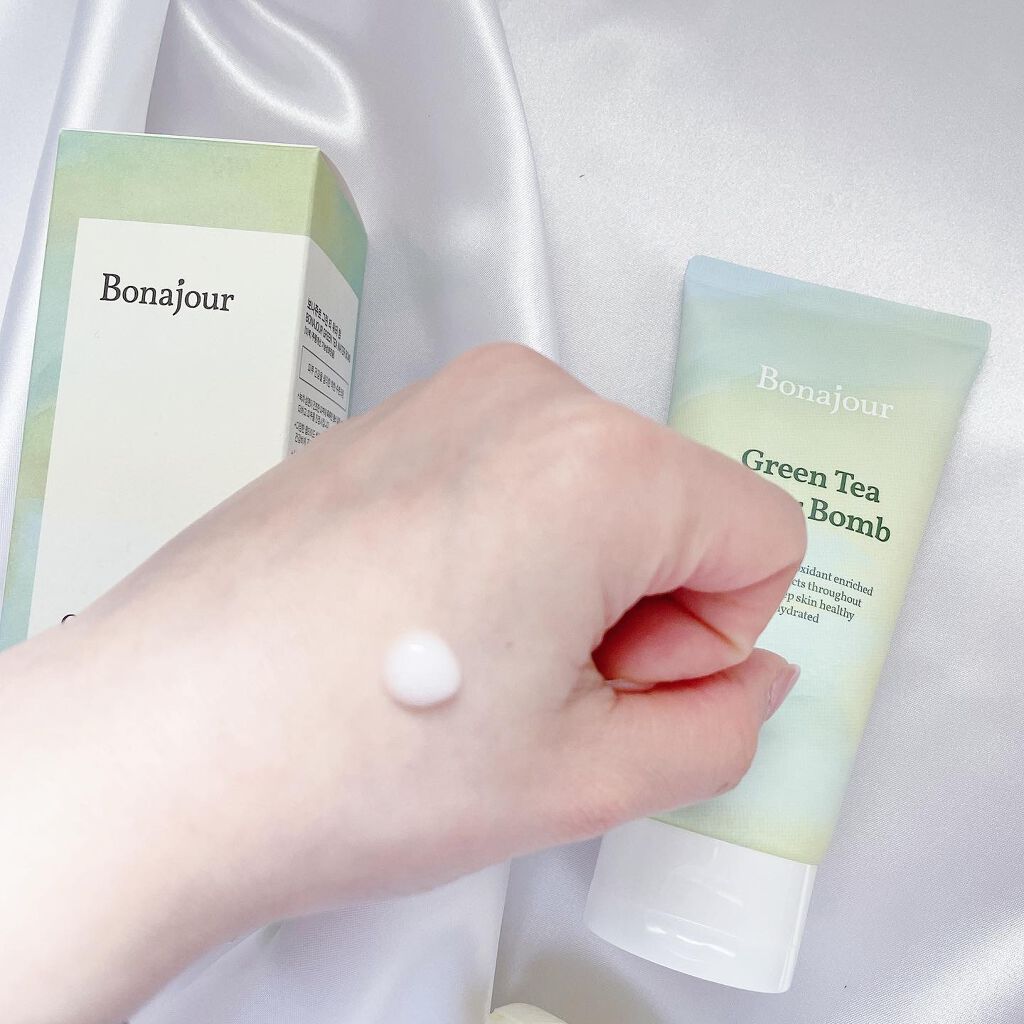グリーンティーウォーターボム/Bonajour/フェイスクリームを使ったクチコミ（3枚目）