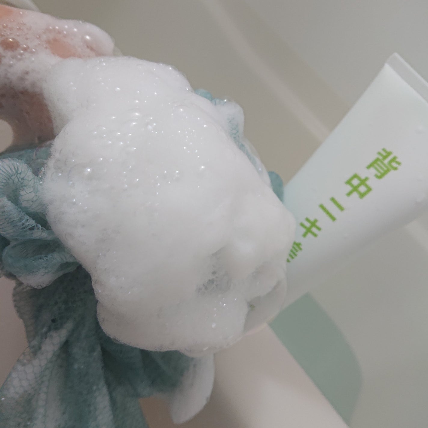 真紅 on LIPS 「エトワラン様の背中ニキビ クリーム背中ニキビ ジェルをお試しさ..」(6枚目)