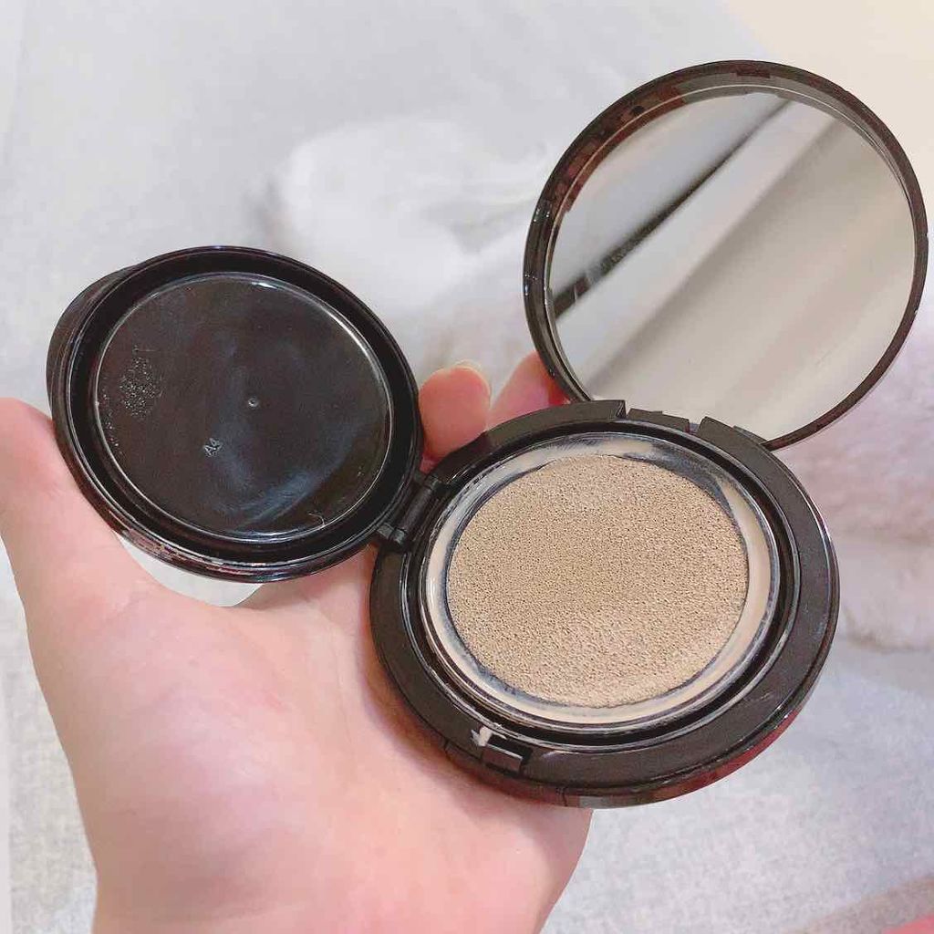 エバーグロウクッション SPF23 PA++/FEMMUE/クッションファンデーションを使ったクチコミ(2枚目)