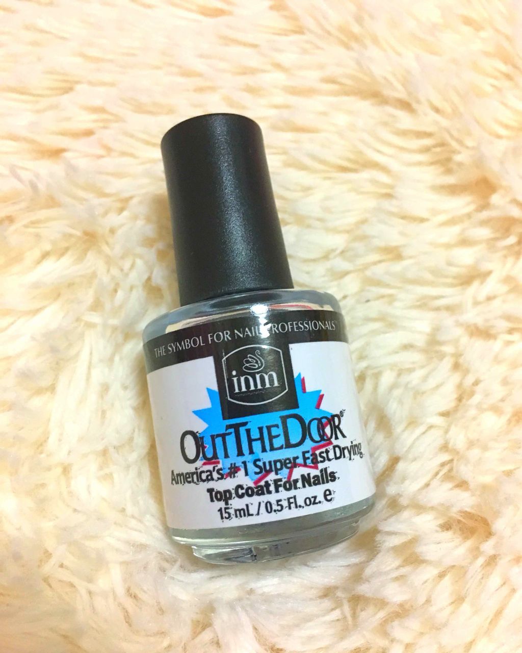 アウト・ザ・ドア トップコート/アイエヌエム/ネイルトップコートを使ったクチコミ(2枚目)