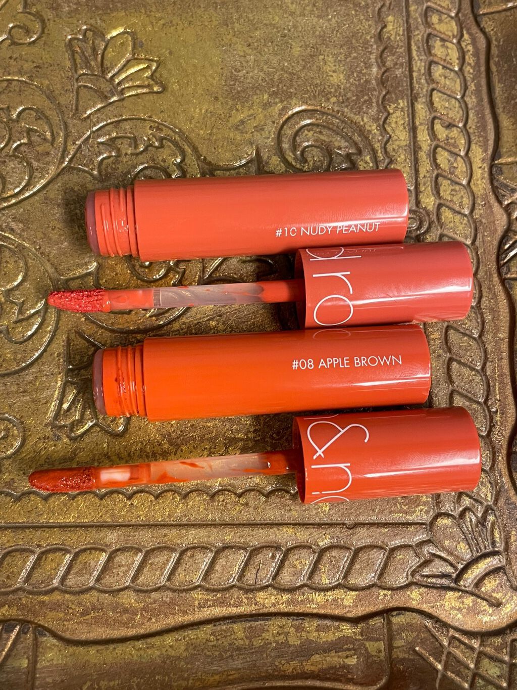 ジューシーラスティングティント/rom&nd/リップティントを使ったクチコミ（2枚目）