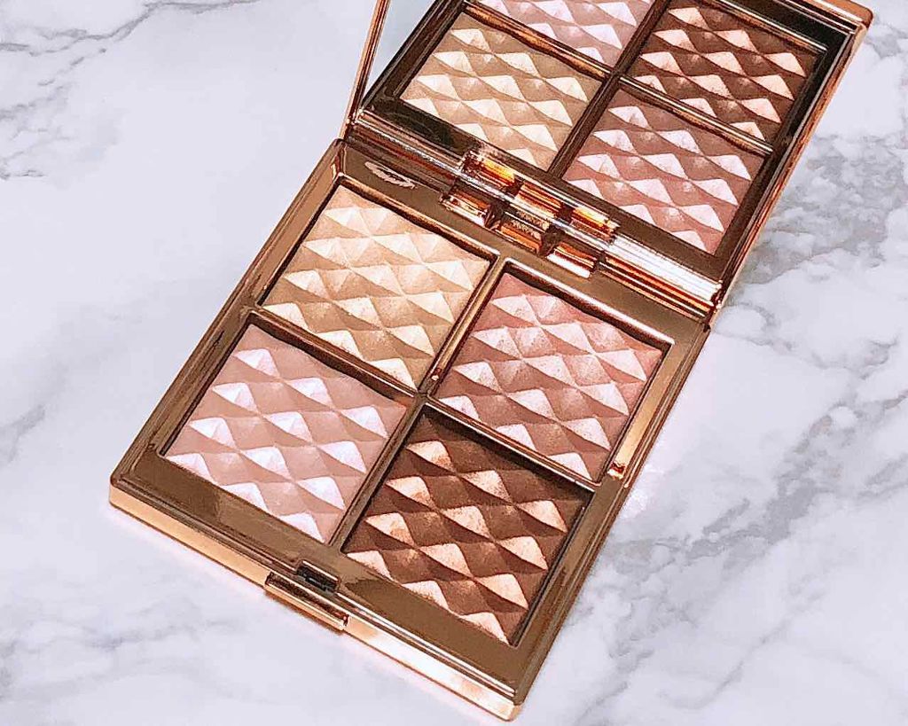 マジック アワー フェイスイルミネーター パレット/ローラ メルシエ/プレストパウダーを使ったクチコミ（2枚目）