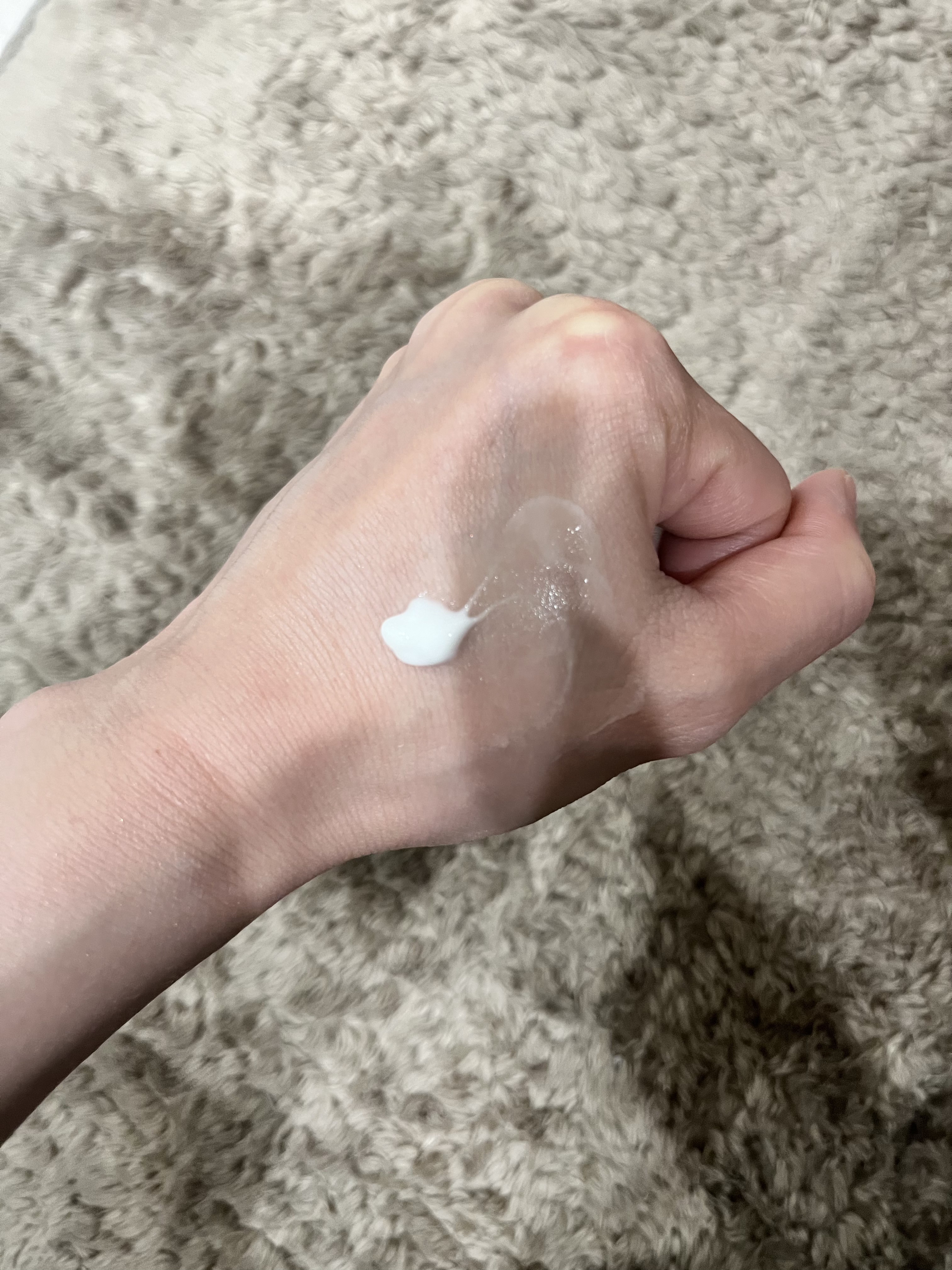 ナチュラル フェミニンミルク ローズゼラニウム/フィルミケア/ボディミルクを使ったクチコミ（2枚目）