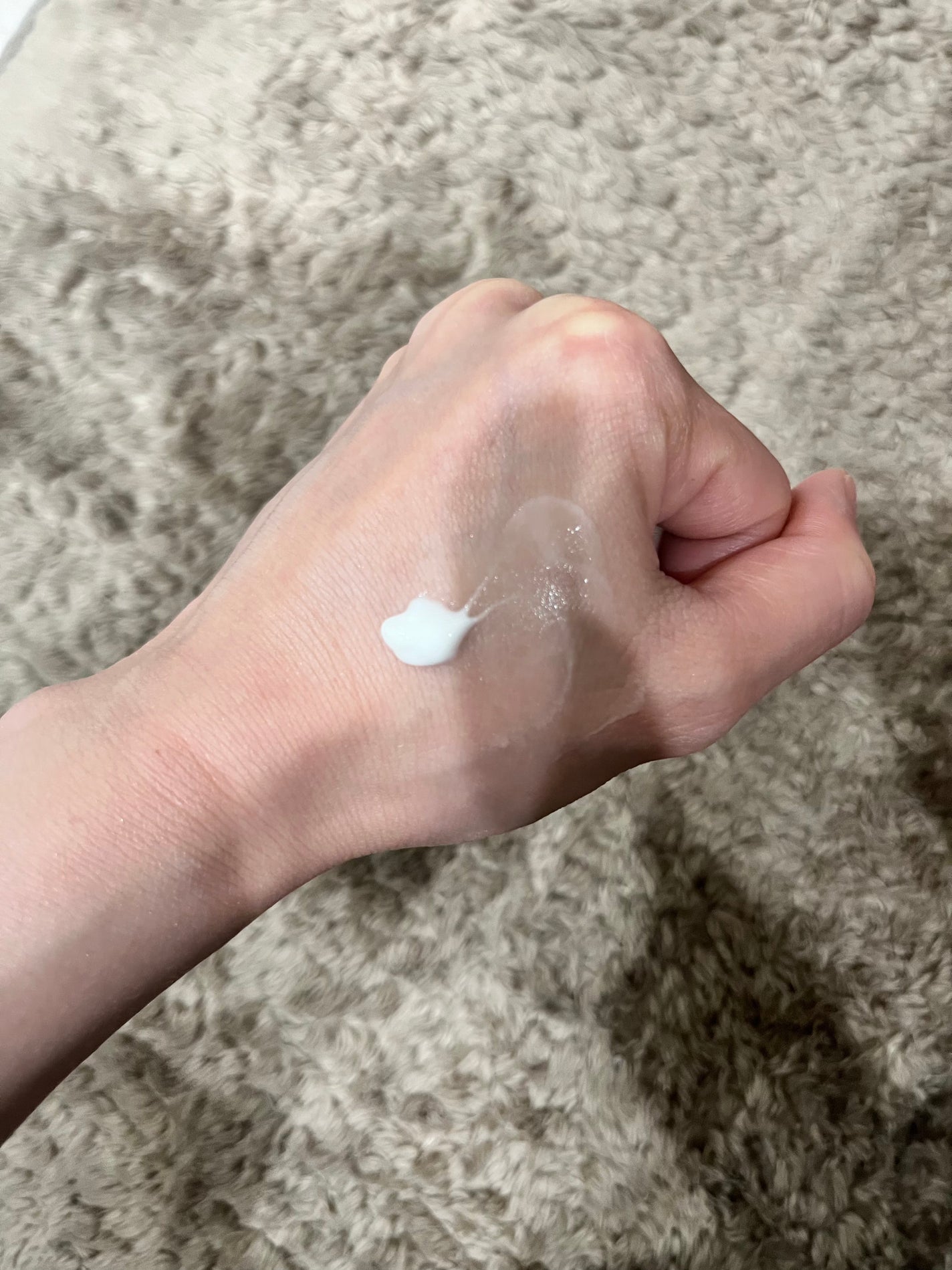 ナチュラル フェミニンミルク ローズゼラニウム/フィルミケア/ボディミルクを使ったクチコミ(2枚目)