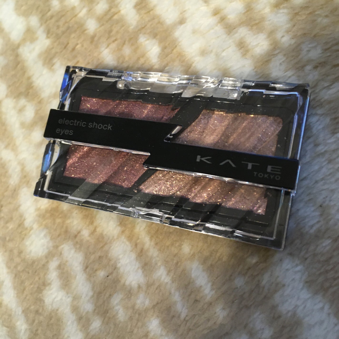エレクトリックショックアイズ /KATE/アイシャドウパレットを使ったクチコミ(1枚目)