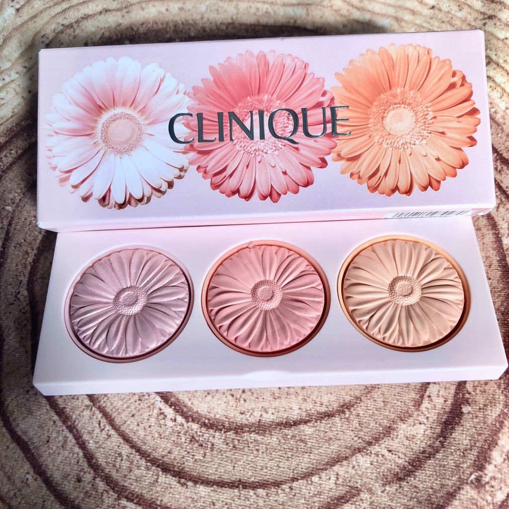 チーク ポップ オン ザ グロウ トリオ パレット/CLINIQUE/パウダーチークを使ったクチコミ（1枚目）
