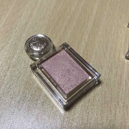 シャドーカスタマイズ/MAJOLICA MAJORCA/単色アイシャドウを使ったクチコミ(1枚目)