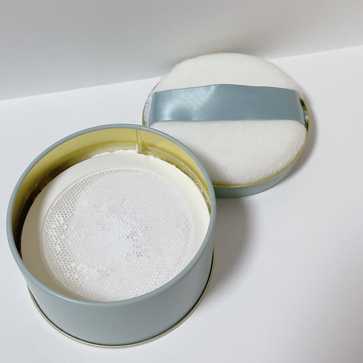 エクレルシール ボディフレッシュパウダー/ハウス オブ ローゼ/ボディパウダーを使ったクチコミ（2枚目）