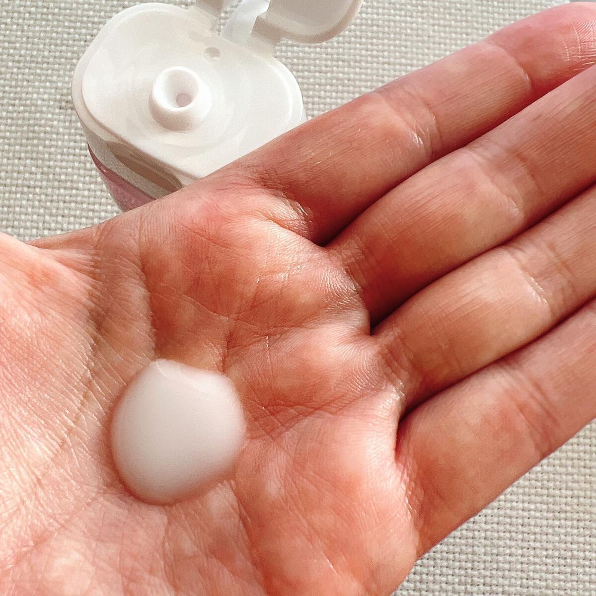 ピュア　ナチュラル　エッセンスローション　リフト　/pdc/オールインワン化粧品を使ったクチコミ（2枚目）